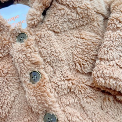 Casaco Avulso de Pelinho Corações com Capuz e Botões - Caramelo 